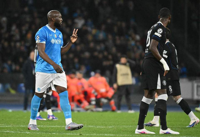 卢卡库重伤成替补，那不勒斯高薪难留，世界杯