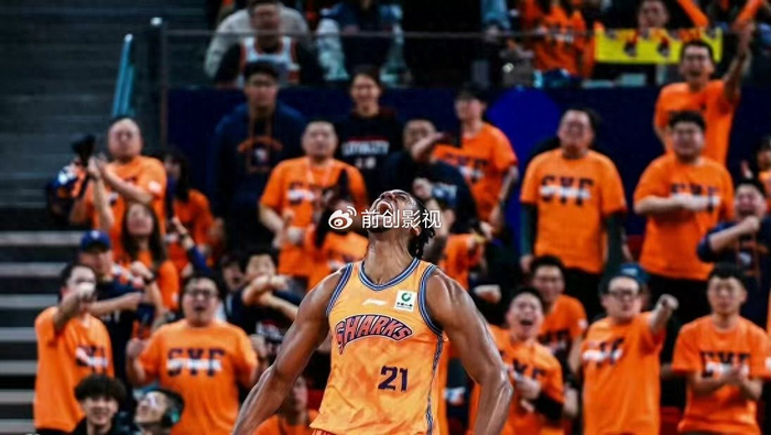 上海队12连胜再创纪录，攻防双冠领跑CBA