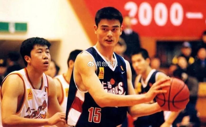 上海队12连胜再创纪录，攻防双冠领跑CBA