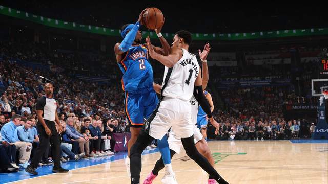 亚历山大以300分碾压文班亚马，蝉联MVP引发热议