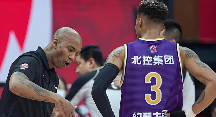 张庆鹏难辞其咎 北控无缘季后赛引争议