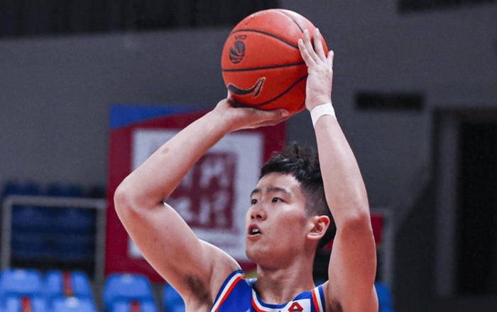 张庆鹏难辞其咎 北控无缘季后赛引争议